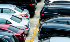 工信部将巩固新能源汽车内卷整治成效：提升标准倒逼落后产能退出