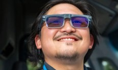 优化“最后一公里”配送：亚马逊推 Amelia 智能眼镜