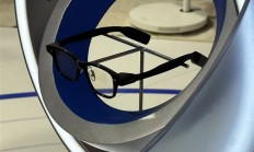 阿里巴巴首款！夸克AI眼镜正式亮相：深度融合支付宝生态、通义千问大模型